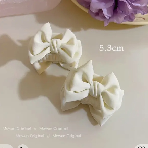 Ivory hair bow clips - Picture 3 of 3